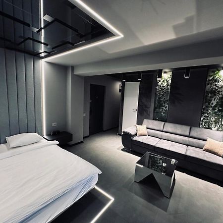 The Hatz By Rh Living Bucureşti Ngoại thất bức ảnh